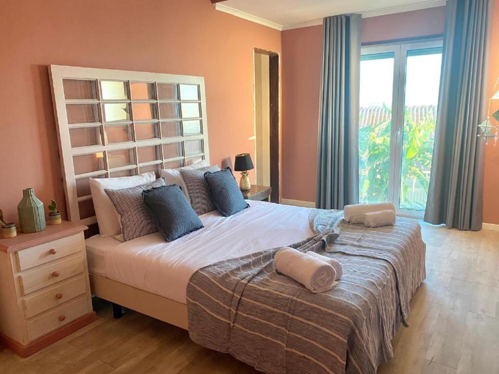 Хостел Ericeira Destination Екстер'єр фото